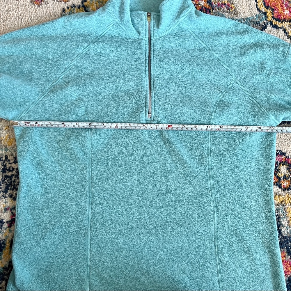 LL Bean Women’s Light Blue Fleece Pullover Sweatshirt - Picture 6 of 8